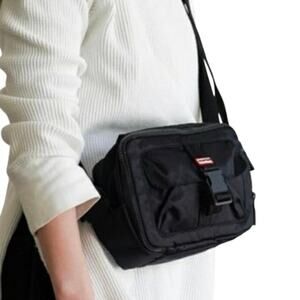 ♥️ Hunter Black Three Way Convertible Nylon Crossbody Waist Hip Bag